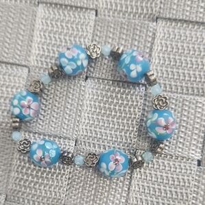 Floral Blue Beaded Bracelet